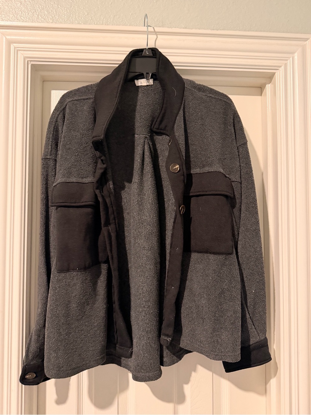 LA MIEL Gray Fleece Jacket with Black Accents